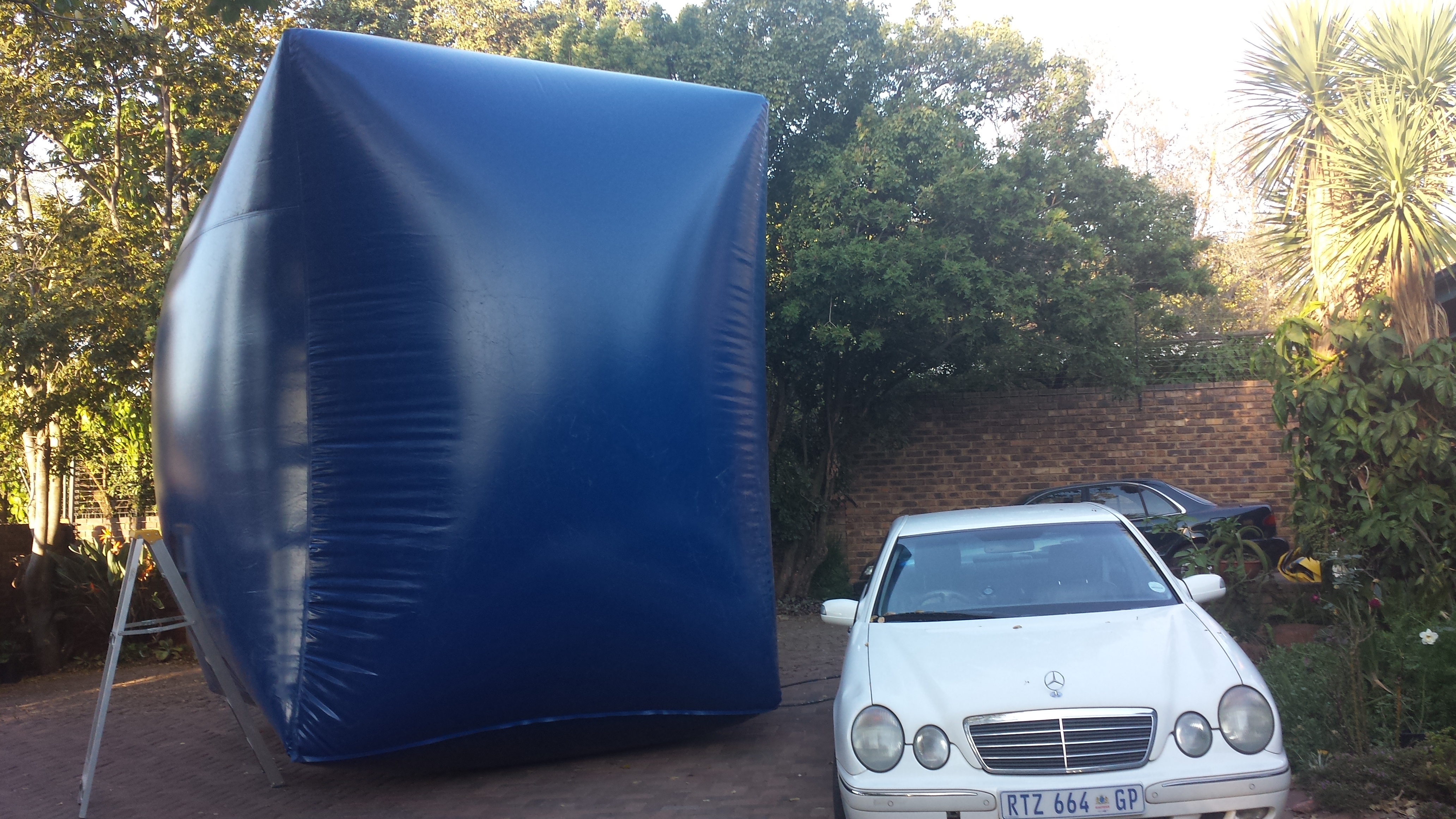 Carel Scheepers - Jumping castle material of 4m x 4m x 3m Carel Scheepers - Jumping castle material of 4m x 4m x 3m